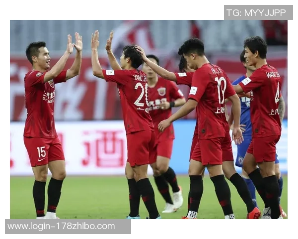 上海上港对阵悉尼精彩视频回顾与赛后分析全景呈现 上海上港对阵悉尼精彩视频回顾与赛后分析全景呈现