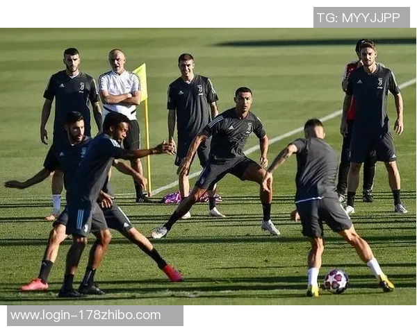 尤文图斯与巴黎圣曼激战在即谁能在欧冠赛场笑到最后